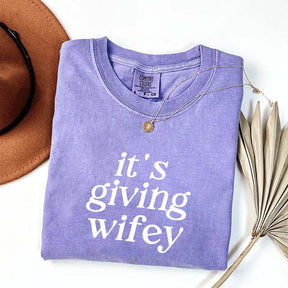 Its Giving Wifey T-Shirt