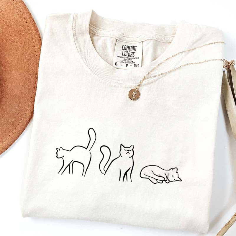 Minimalist Cat Mama Simple Cute T-Shirt