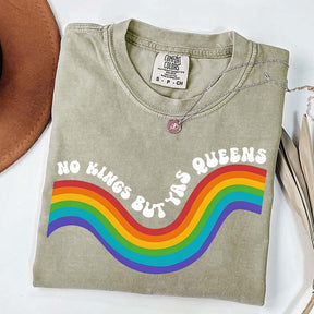 No Kings but YAS QUEENS T-Shirt
