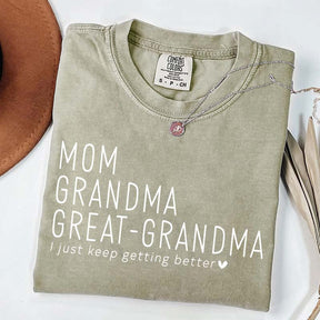 Mom Grandma Great-Grandma Pregnancy Announcement T-Shirt
