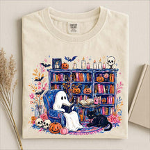 Ghost Book Reader Art T-Shirt