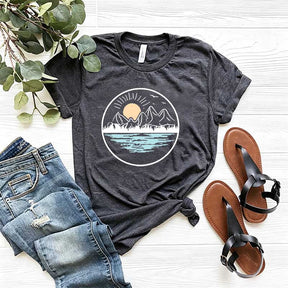 Mountain Lake Graphic Simple T-Shirt