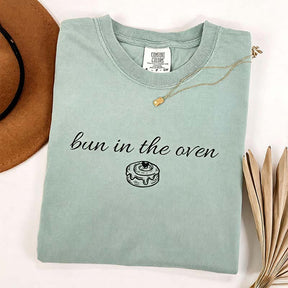 Bun In The Oven Pregnancy Announcement T-Shirt