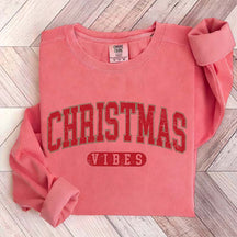 Retro Christmas Vibes Gift Sweatshirt