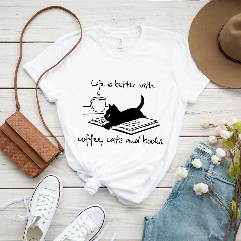 Funny Cats and Books Design T-Shirt