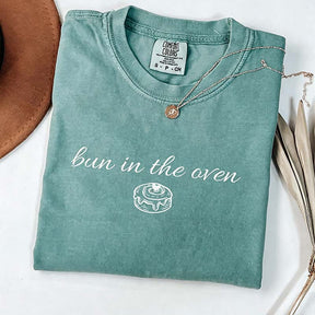 Bun In The Oven Pregnancy Announcement T-Shirt
