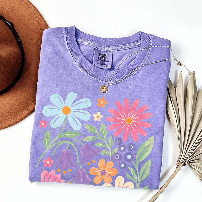 Retro Floral Vintage Folk Art Flower Boho Pink Flowers T-Shirt