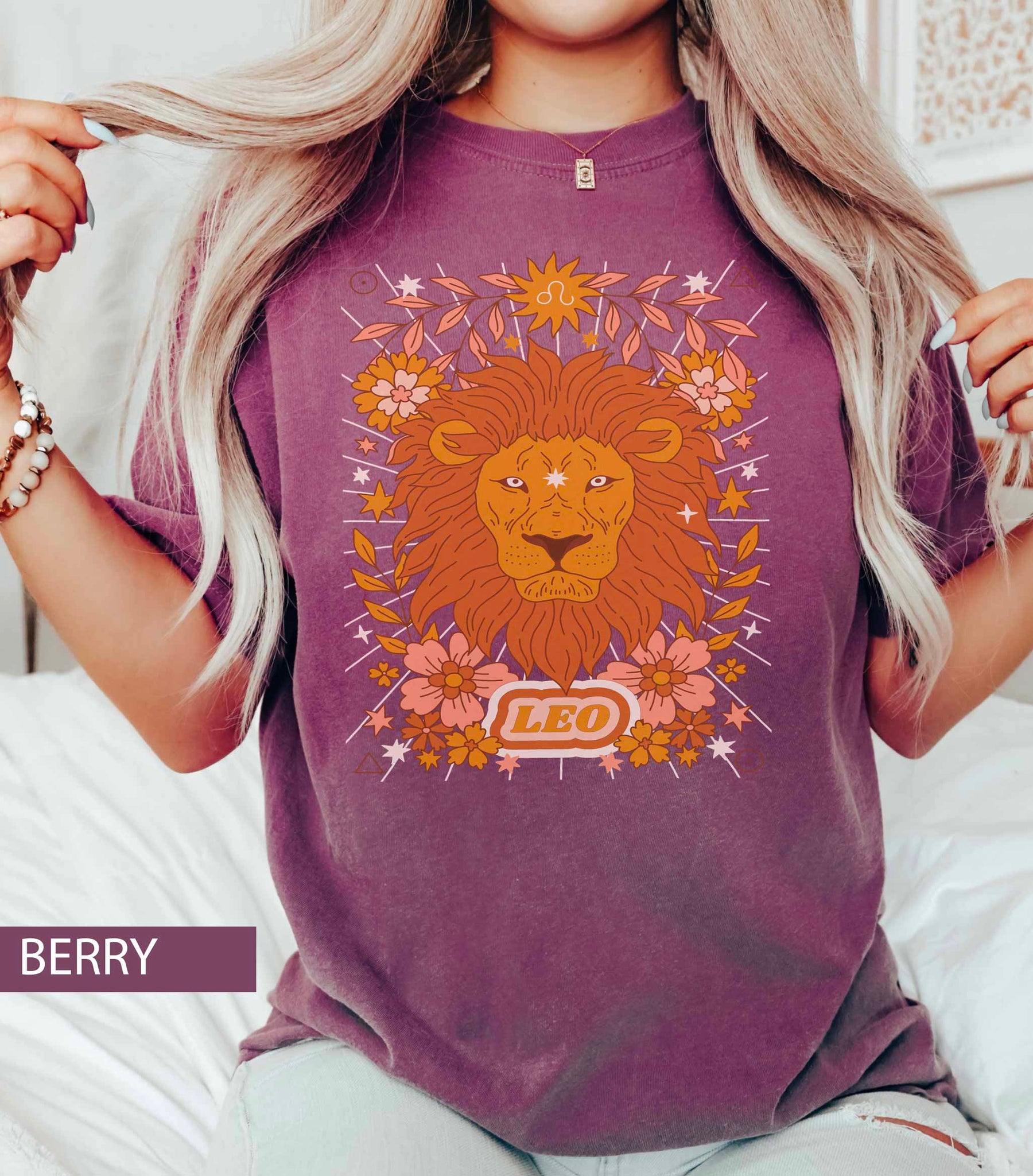 Leo Star Retro Vintage Zodiac Inspired T-Shirt