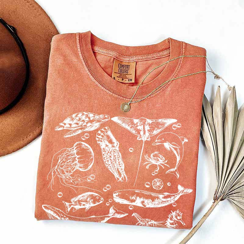 Sea Animals 90s Vintage Style T-Shirt