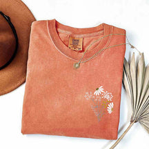 Minimal Daisy Flower T-Shirt