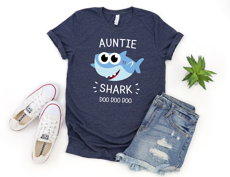 Auntie Shark Print T-shirt