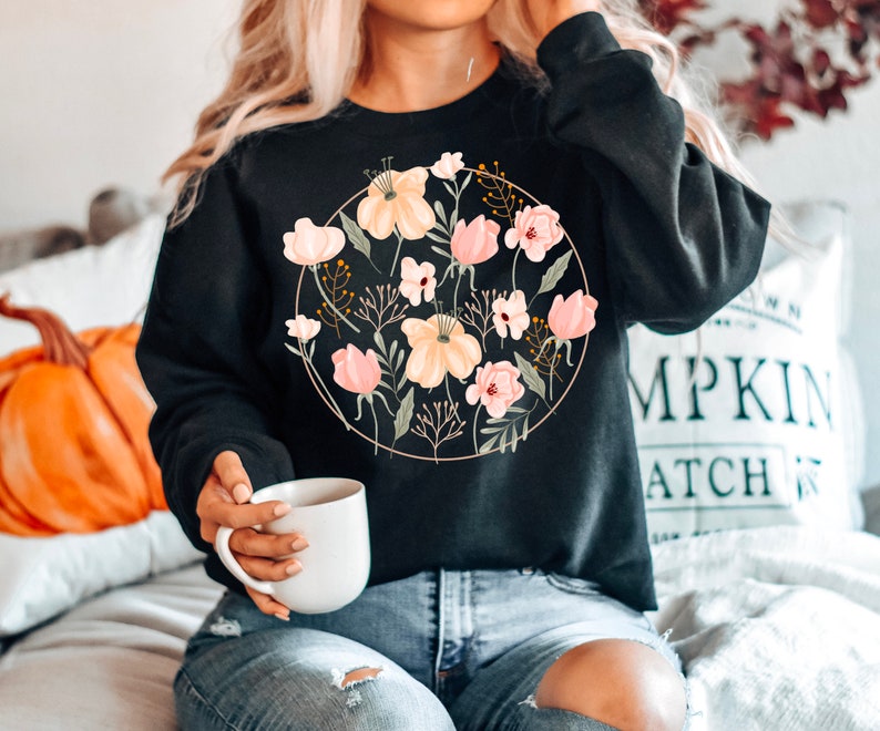 Women's Wildflower Sweatshirt Floral Lovers Gift