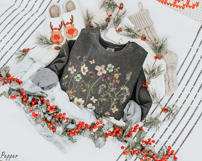 Vintage Pressed Flowers Comfort Colors Sweatshirt