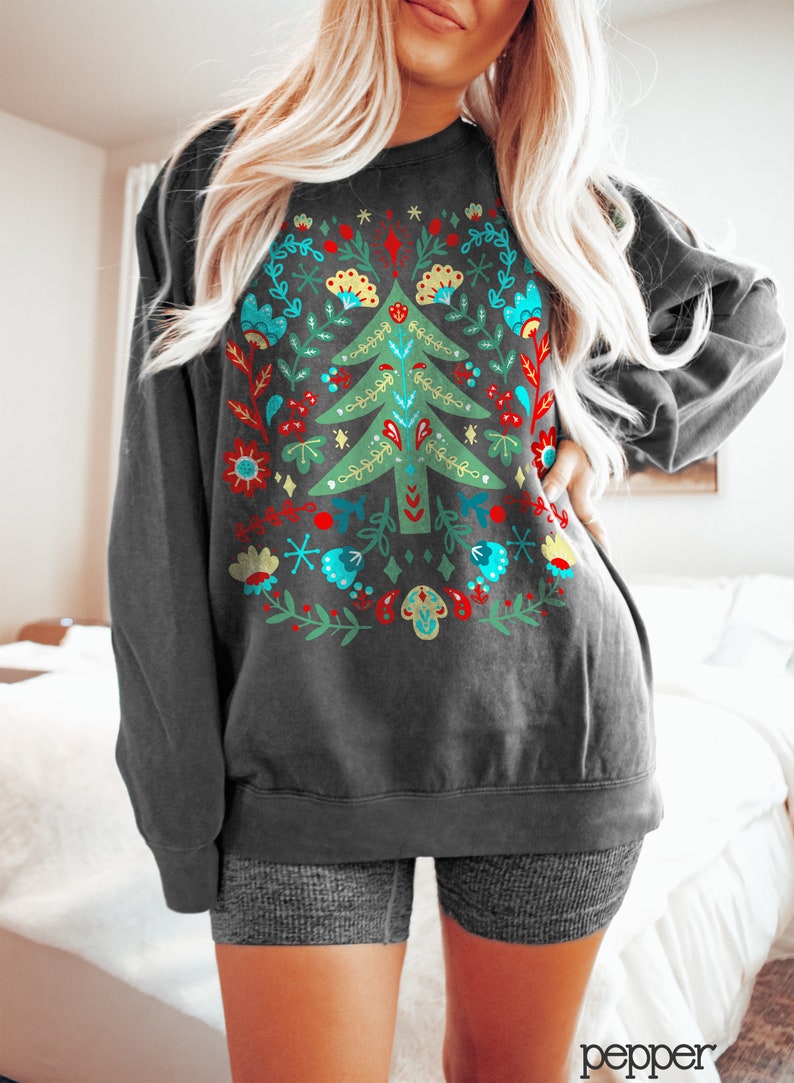 Comfort Colors Wildflower Tree Crewneck Vintage Sweatshirt