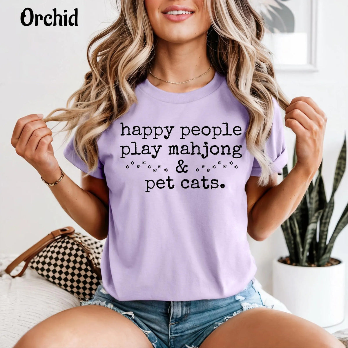 Cute Happy People Play Mahjong & Pet Cats T-Shirt
