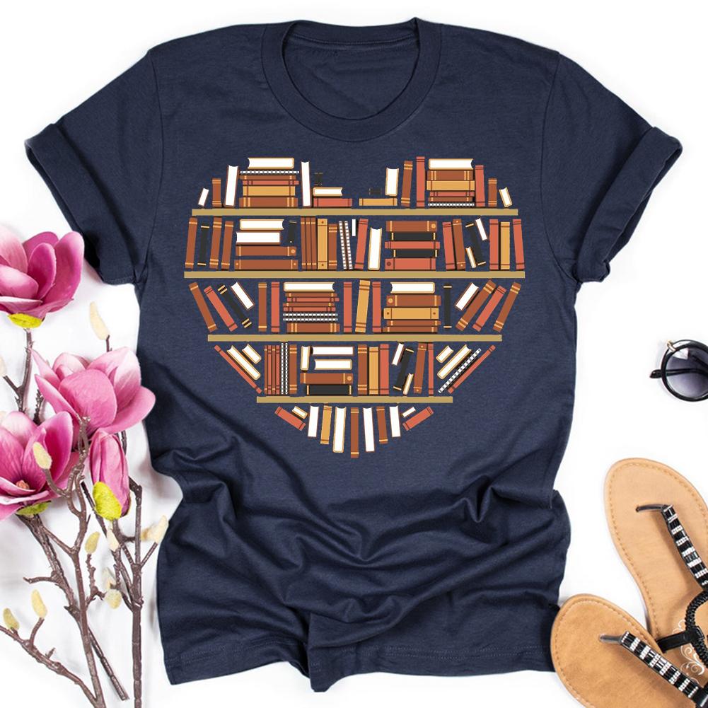 Book Heart Trendy T-shirt