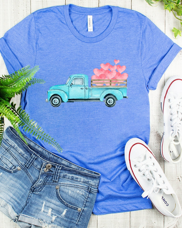 Camion rétro avec t-shirt coeur Saint Valentin