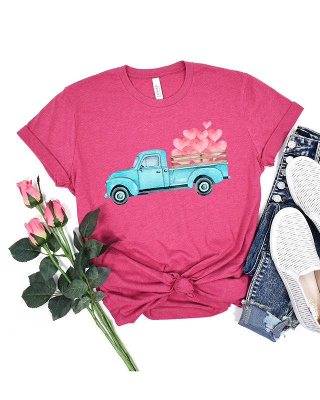 Camion rétro avec t-shirt coeur Saint Valentin