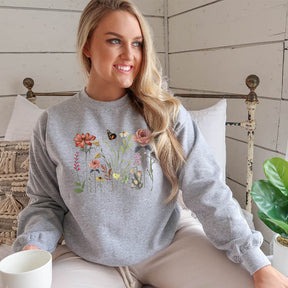 Vintage Wildflower Nature Crewneck Sweatshirt