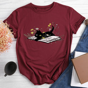 Books And Cats Make My Life Sweet T-shirt