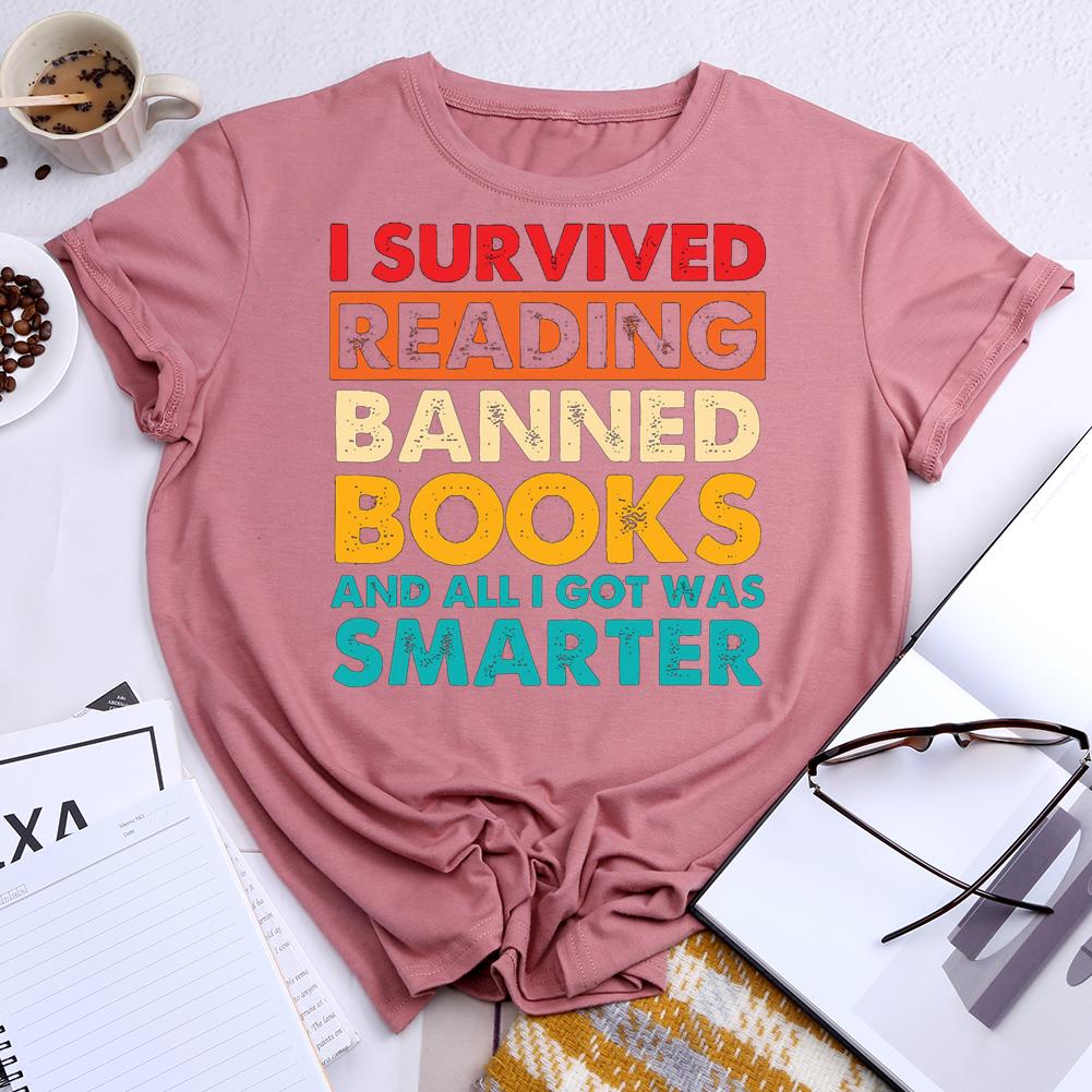 I Survived Reading Banned Books Round Neck T-shirt